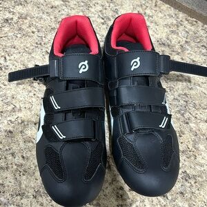 Men’s Peloton shoes: 44